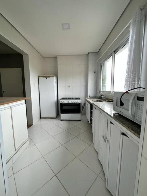 Apartamento Frente Ao Mar, Conforto E Paz Apto 12 *